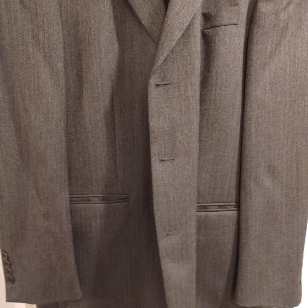 Nautica Suit - Size: 42R/36W - Picture 3 of 15